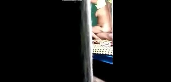 Real footage catcup by young son his mother and uncle